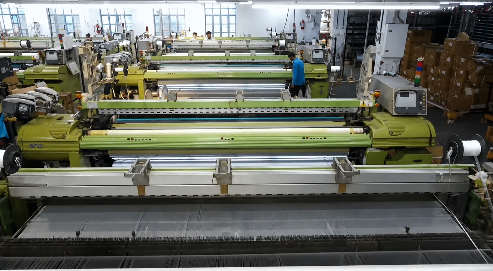 Weaving process stage